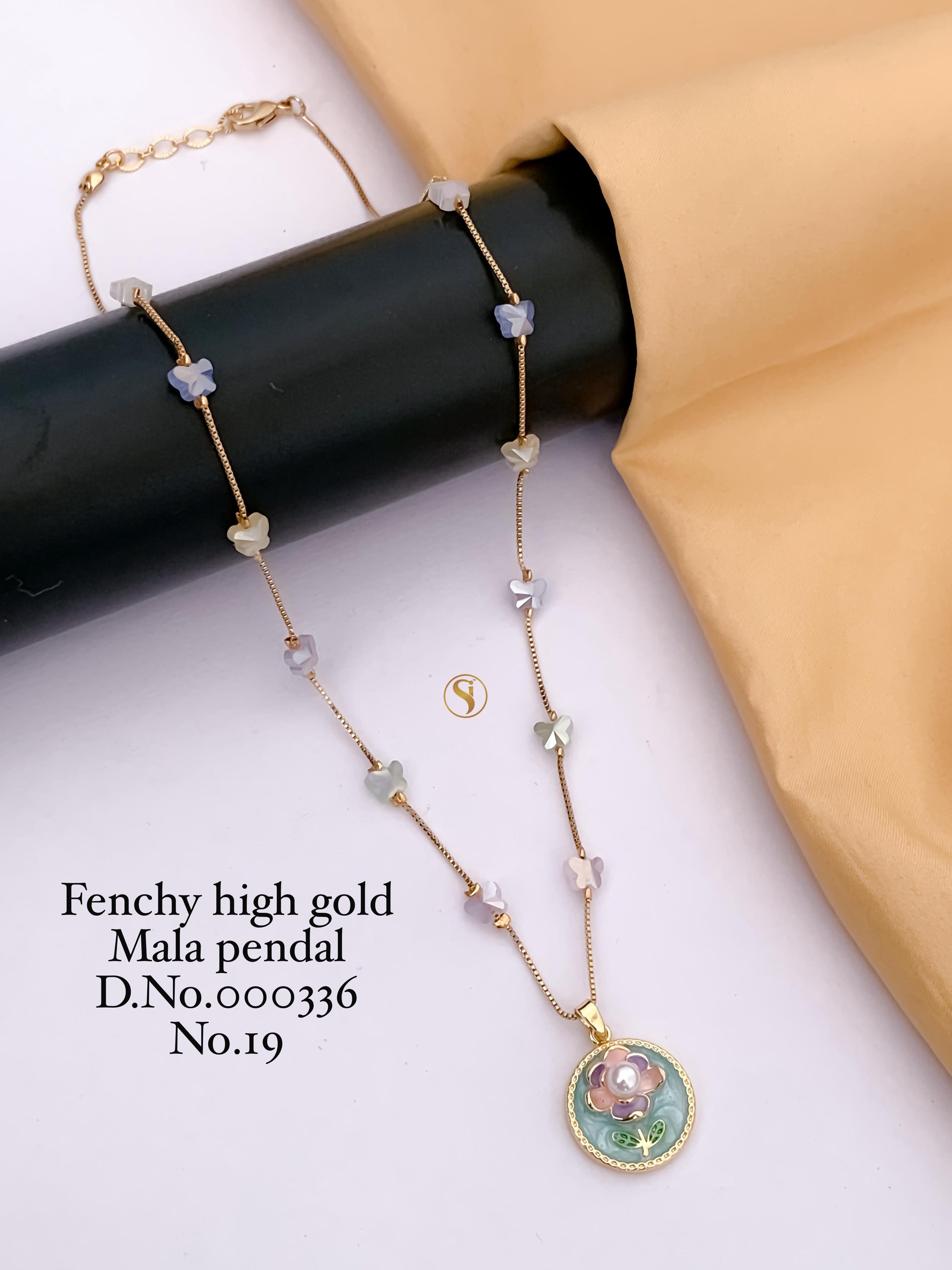 Fancy High Gold Mala Pendant_336