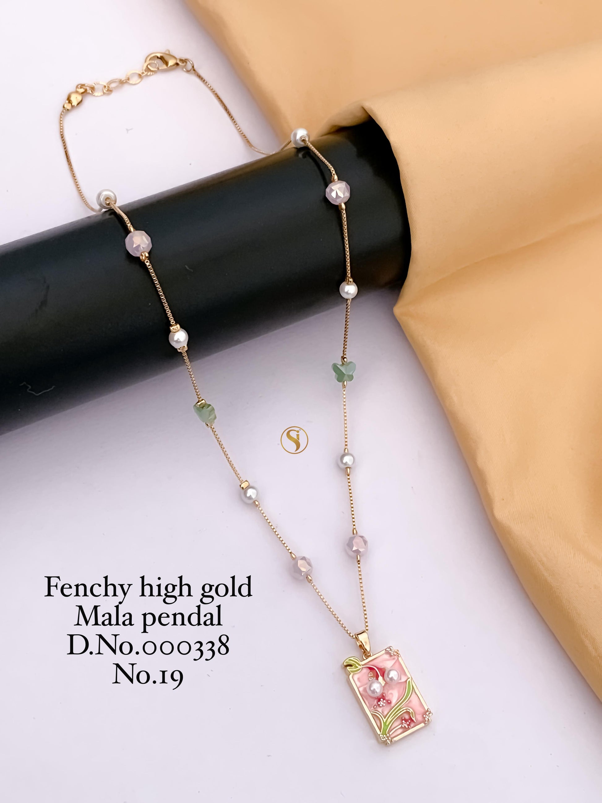 Fancy High Gold Mala Pendant_338