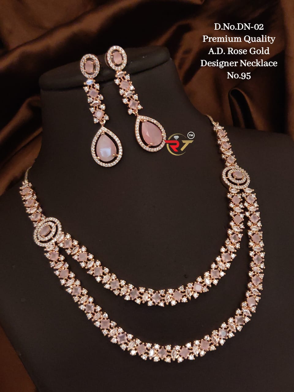 Dimond stonned jewellery set