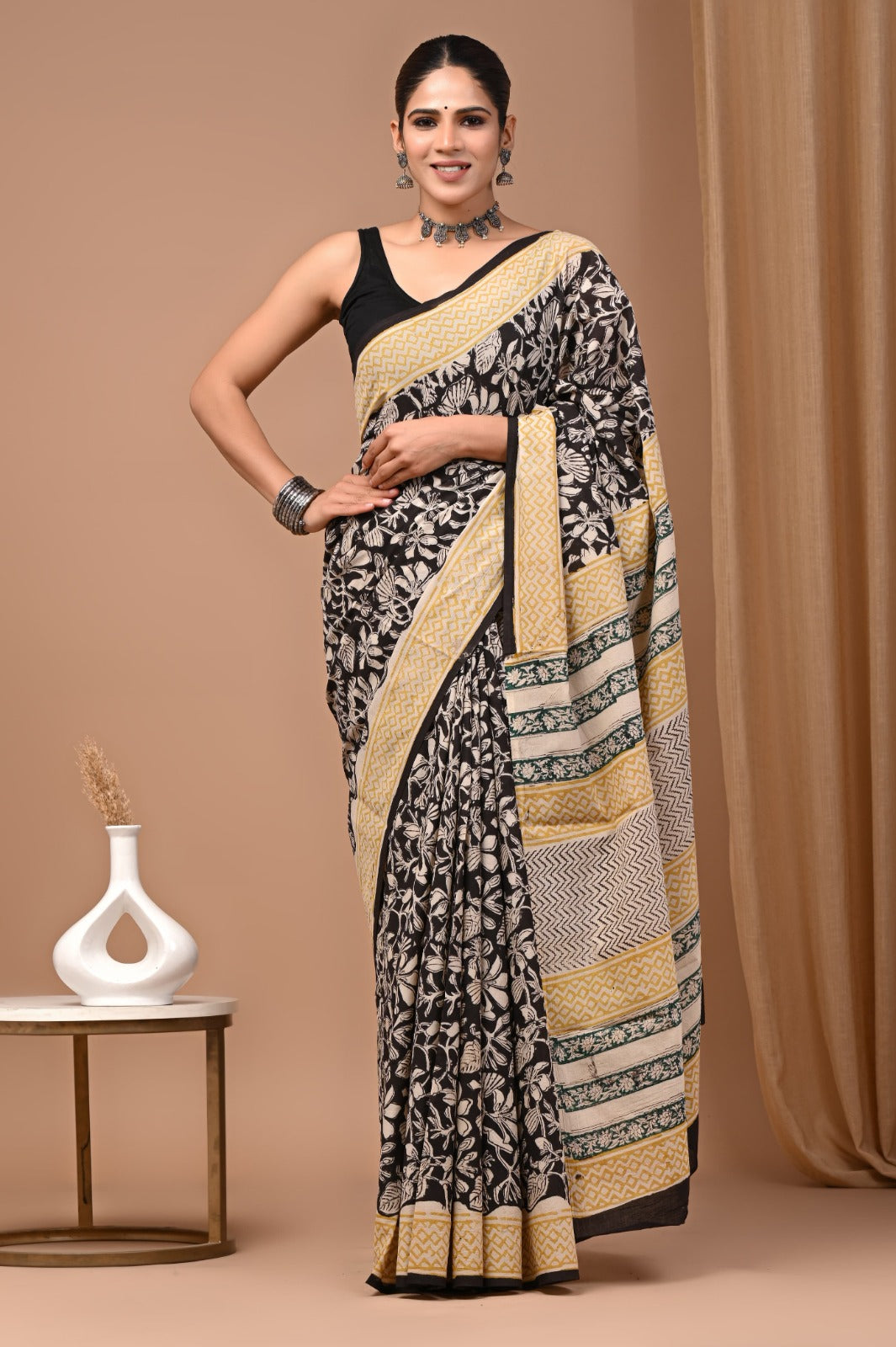 Hand blocked Pure Mulmul saree_RFT