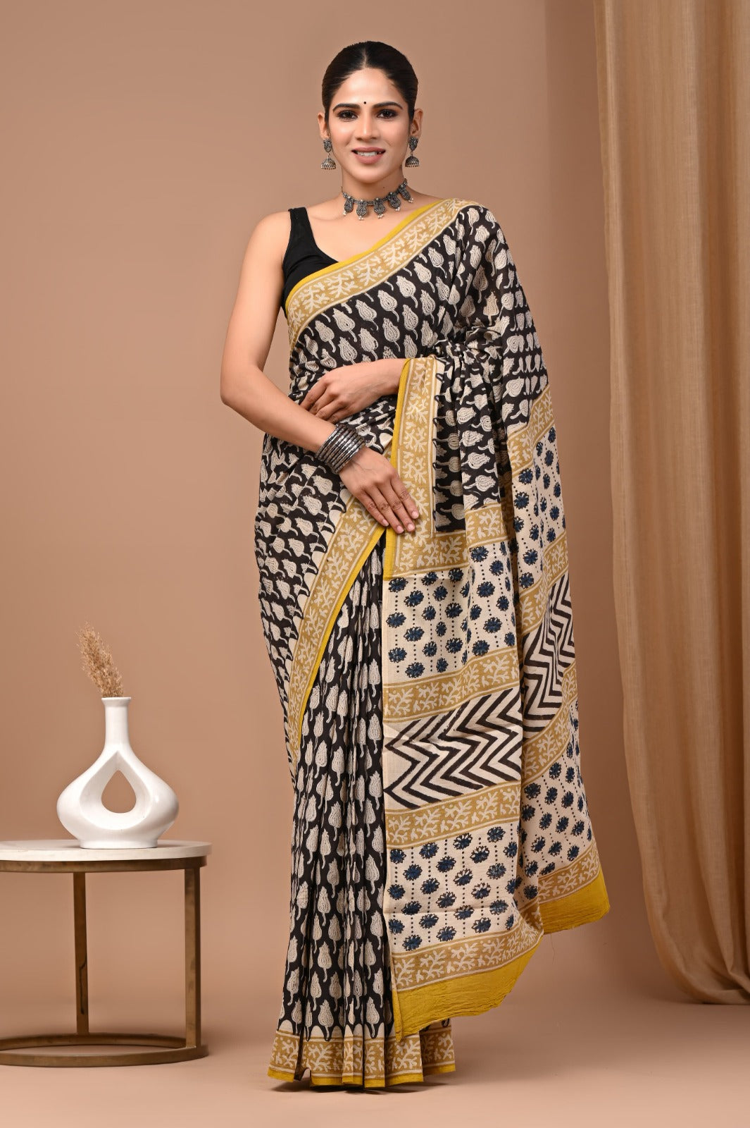 Hand blocked Pure Mulmul saree_RFT