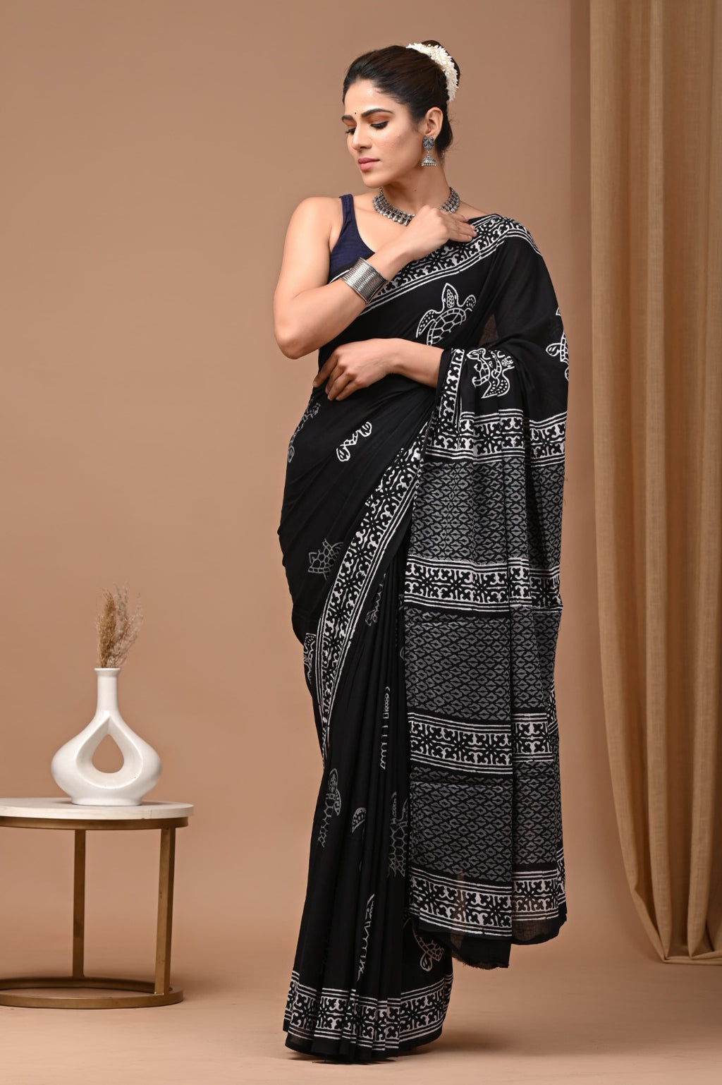 Hand blocked Pure Mulmul saree_RFT