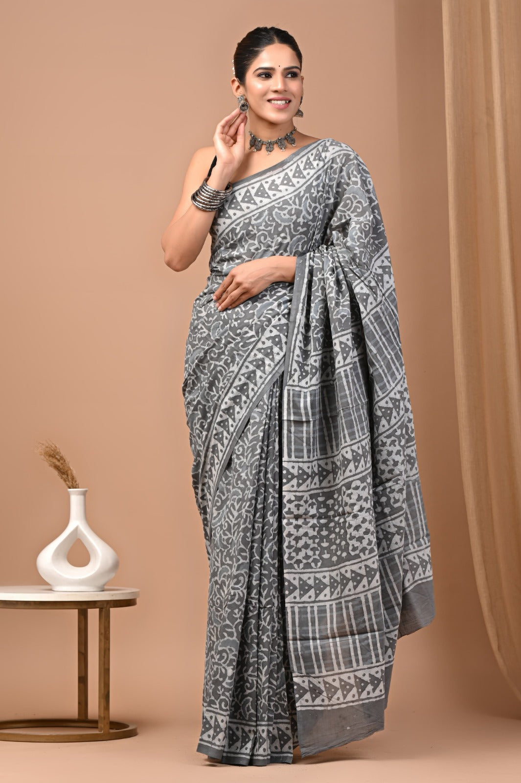 Hand blocked Pure Mulmul saree_RFT