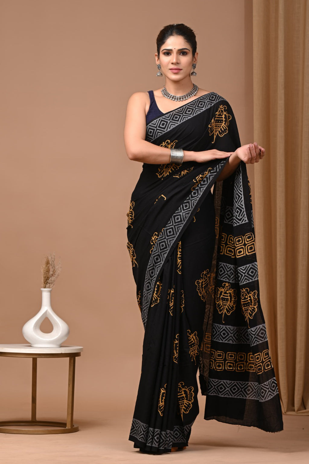 Hand blocked Pure Mulmul saree_RFT
