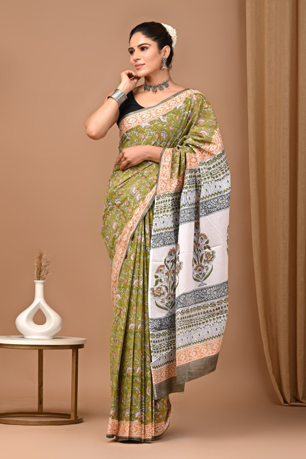 Hand blocked Pure Mulmul saree_RFT