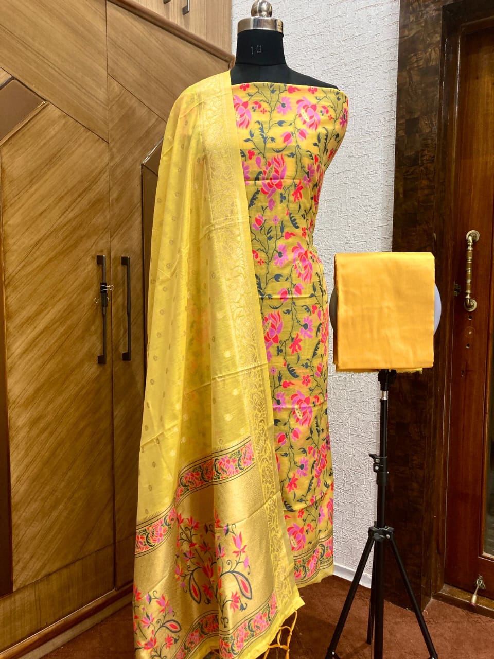 Dress Materials_TF1001