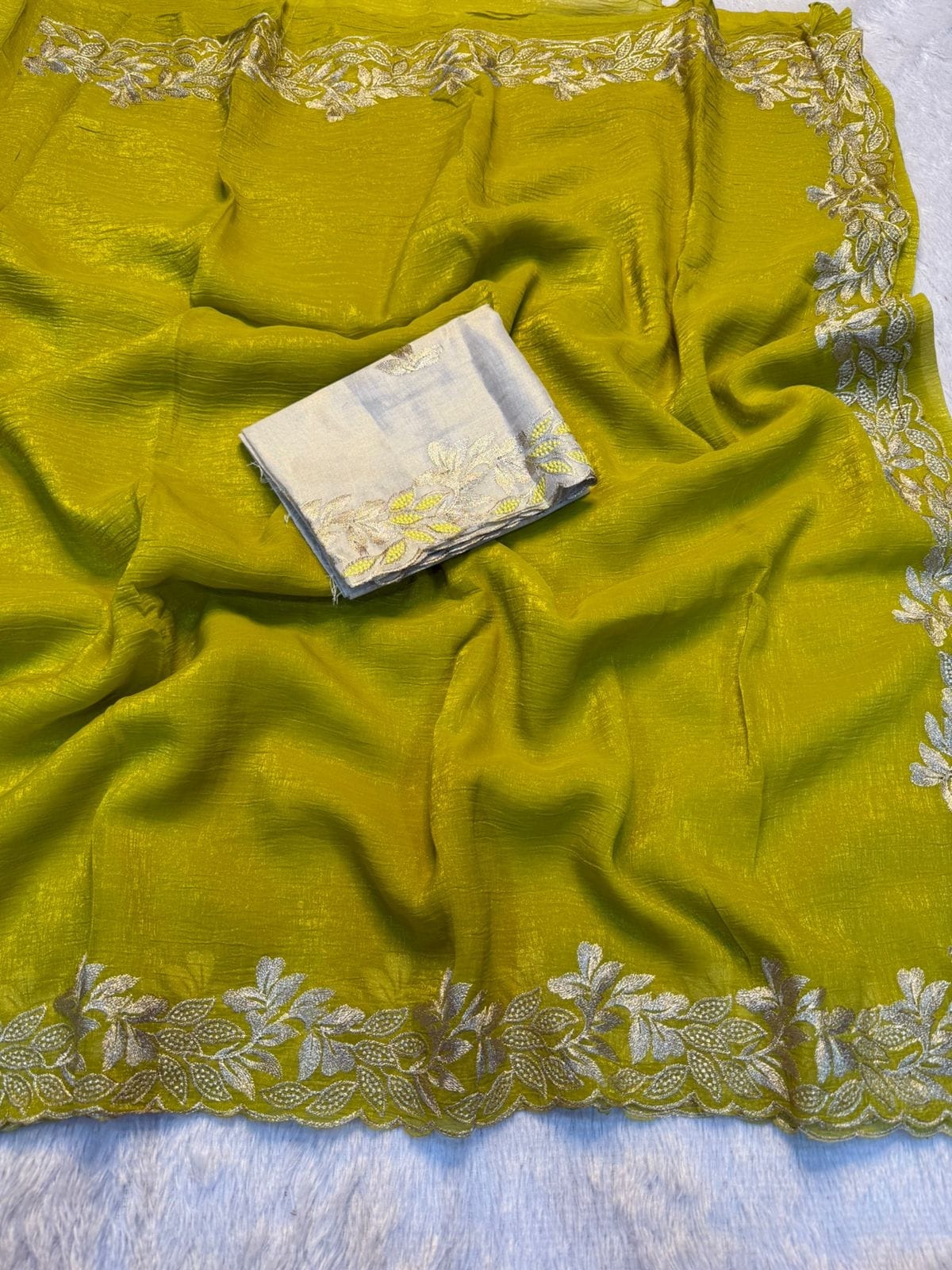Crunchy silk saree