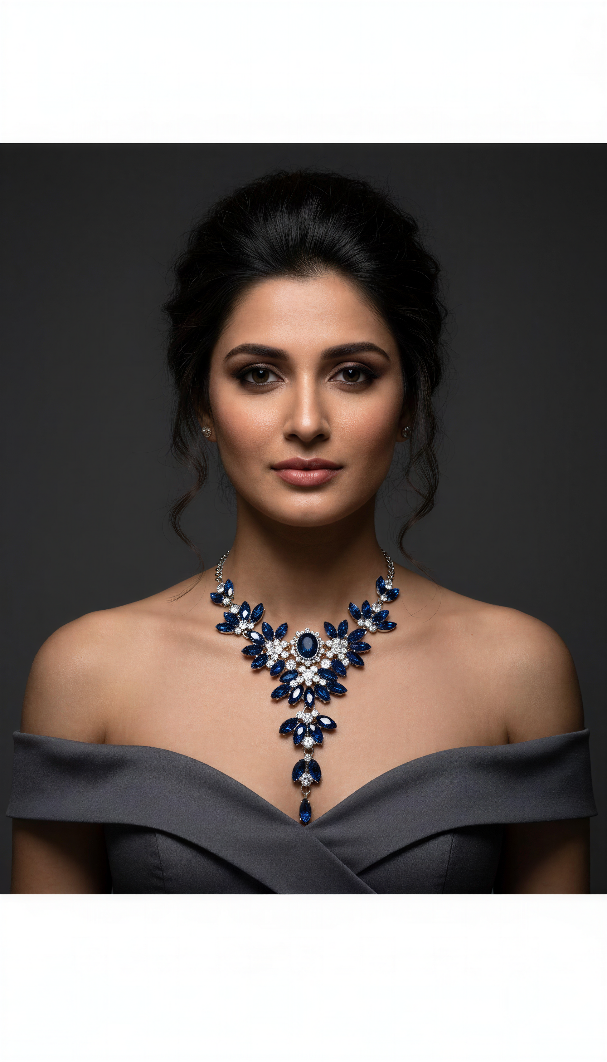 Stoned necklace (Navy Blue)